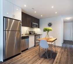 The Spot At 2815 Pembina in Winnipeg, MB - Foto de edificio - Building Photo