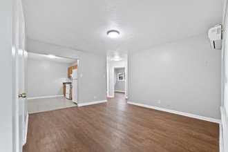 3410 Elizabeth St NW in Huntsville, AL - Foto de edificio - Building Photo