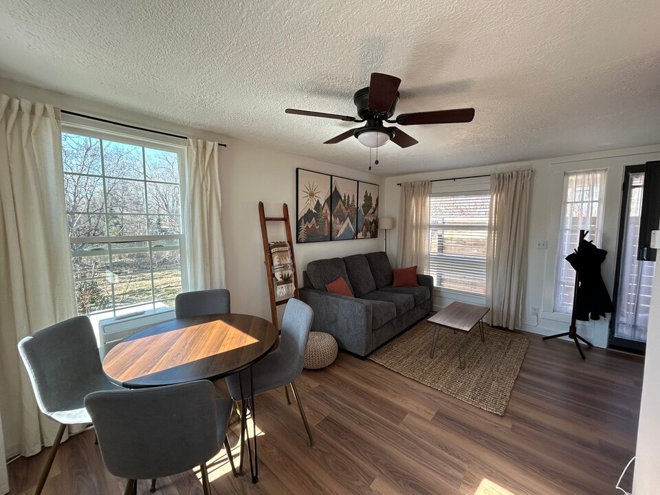3200 S 600 E in South Salt Lake, UT - Building Photo