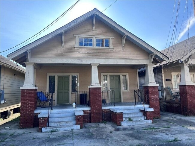property at 1133 Belleville St