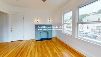 58 Wilbur St, Unit 3 in Everett, MA - Building Photo