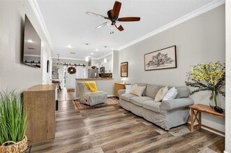 2713 Lantern Hill Ave in Brandon, FL - Building Photo - Building Photo