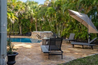 7875 NW 110th Dr in Parkland, FL - Building Photo - Building Photo