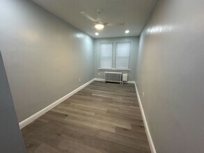 1828 W Eleanor St in Philadelphia, PA - Building Photo - Building Photo