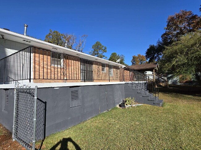 2332 Carey Dr SE in Atlanta, GA - Building Photo - Building Photo