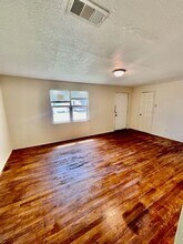 2605 Speight Ave in Waco, TX - Building Photo - Building Photo