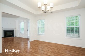 1814 Yarborough Dr in Greensboro, NC - Building Photo - Building Photo