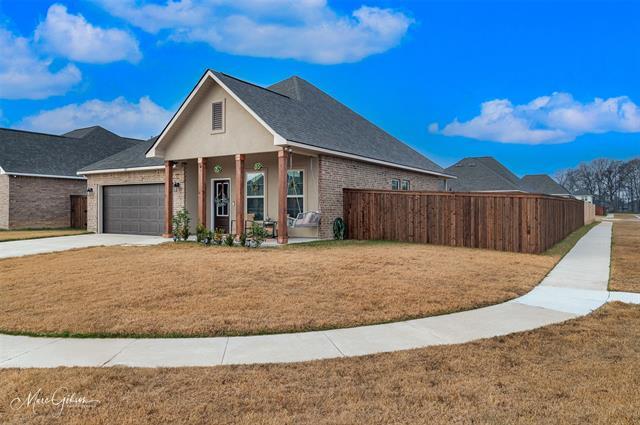 767 Crozier Dr in Bossier City, LA - Foto de edificio - Building Photo