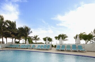 18683 Collins Ave in Sunny Isles Beach, FL - Building Photo - Building Photo