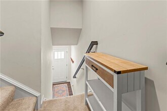 484 Greenwood Dr in Canonsburg, PA - Building Photo - Building Photo