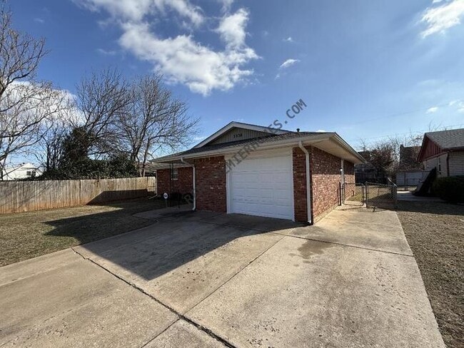 3938 SE 14th Pl in Del City, OK - Building Photo - Building Photo