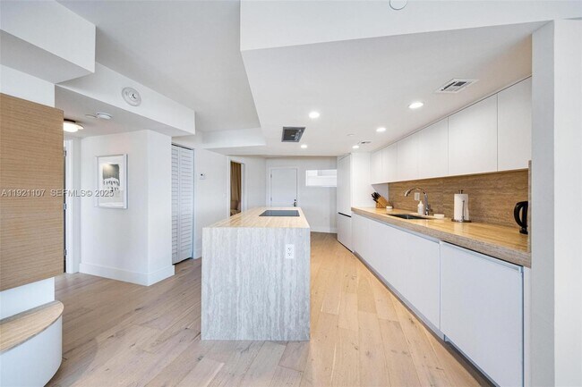 property at 1881 Washington Ave