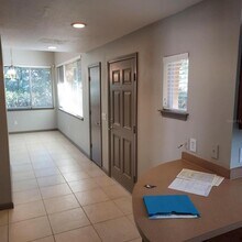 5611 S Sherwood Ave in Tampa, FL - Building Photo - Building Photo