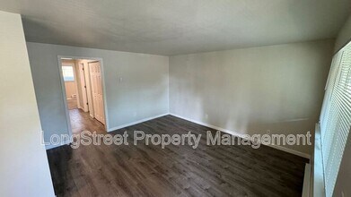 329 SW 10th St in Corvallis, OR - Building Photo - Building Photo