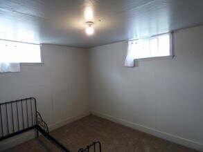 172 E Mountain View Dr in Murray, UT - Building Photo - Building Photo