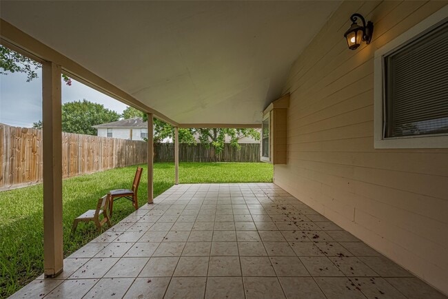 15827 Beechnut St in Houston, TX - Building Photo - Building Photo