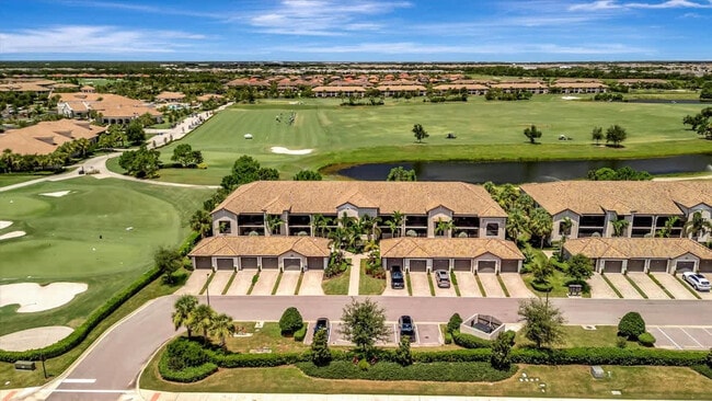 5720 Palmer Cir in Bradenton, FL - Building Photo - Building Photo