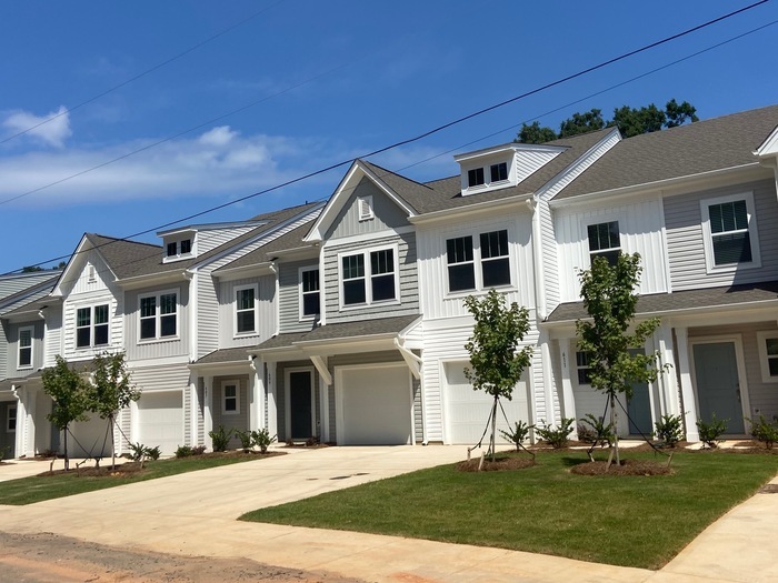 107 Heath St in Albemarle, NC - Foto de edificio