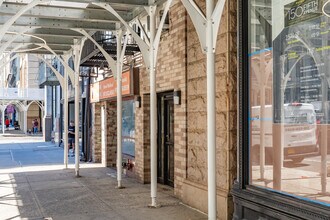 146 Fifth Ave in New York, NY - Building Photo - Building Photo