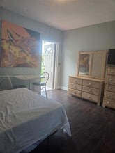 206 SW 3rd St in Dania Beach, FL - Building Photo - Building Photo