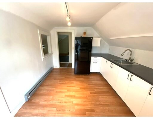 6 Grant St-Unit -3 in Natick, MA - Building Photo - Building Photo