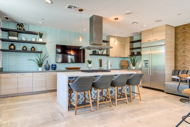 Passage Buena Vista in Vista, CA - Foto de edificio - Building Photo