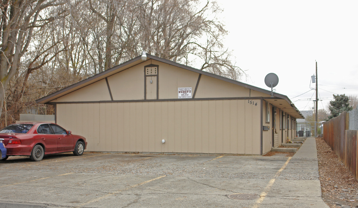 1514 Cherry Ave in Yakima, WA - Building Photo