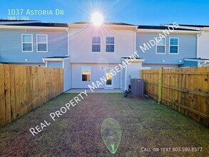 1037 Astoria Dr in Columbia, SC - Building Photo - Building Photo