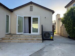 2226 Patricia Ave in Los Angeles, CA - Building Photo - Building Photo