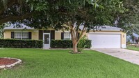 126 Lake Catherine Cir in Groveland, FL - Foto de edificio - Building Photo