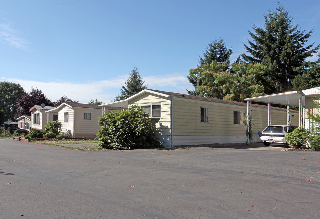 Westhill Mobile Manor in Kent, WA - Building Photo