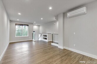 510 Coho Walk SE in Sammamish, WA - Foto de edificio - Building Photo