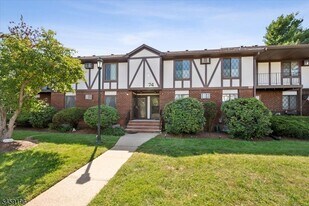 74 Farm Rd in Hillsborough Township, NJ - Building Photo