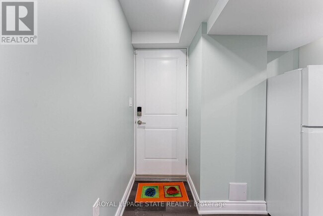 183 Rockledge Dr in Hamilton, ON - Building Photo - Building Photo