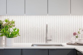243 W 28th St in New York, NY - Building Photo - Building Photo