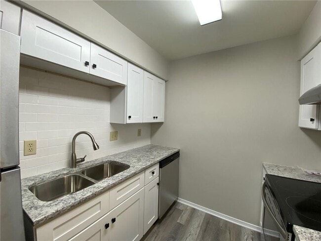 property at 1309 Old Hammond Chase