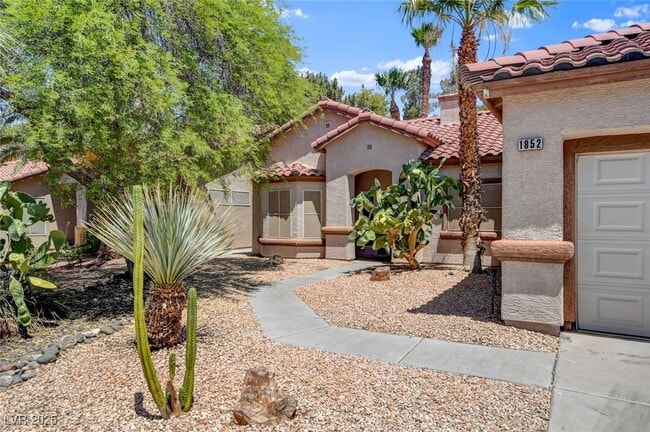 1852 Mt Carmel Ave in Las Vegas, NV - Building Photo - Building Photo