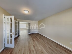 6385 Matcumbe Way in Plainfield, IN - Building Photo - Building Photo