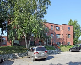 Cliffside Court in Toronto, ON - Building Photo - Building Photo