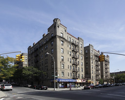 451 Kingston Ave in Brooklyn, NY - Building Photo