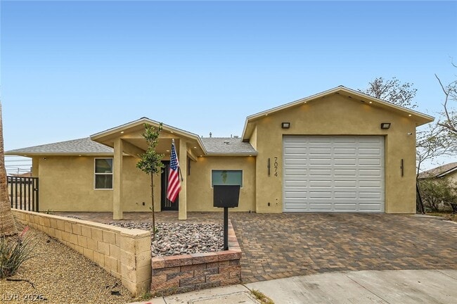 7074 Pinebrook Ct in Las Vegas, NV - Building Photo - Building Photo