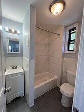419 Ocean Ave, Unit 3F in Jersey City, NJ - Building Photo - Building Photo