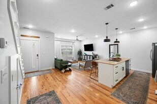 3641 Hydes Ferry Rd in Nashville, TN - Building Photo