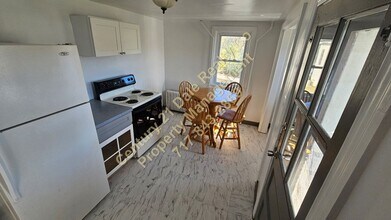 47 N Main St in Jacobus, PA - Building Photo - Building Photo