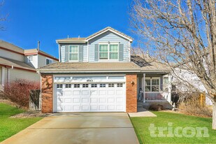 4843 S Liverpool Cir in Aurora, CO - Building Photo
