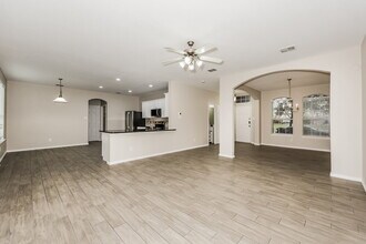 2020 Natchez Dr in Forney, TX - Foto de edificio - Building Photo