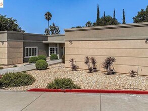 3431 Balfour Rd in Brentwood, CA - Building Photo - Building Photo