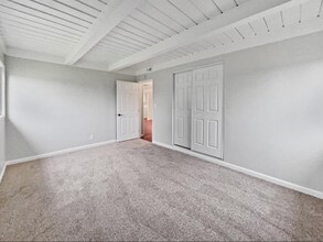 5928 Lila Ln in North Highlands, CA - Building Photo - Building Photo