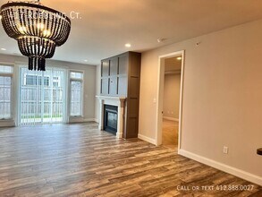 417 Roebling Ct in Cranberry Township, PA - Building Photo - Building Photo