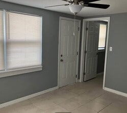 6640 Veterans Dr in New Port Richey, FL - Foto de edificio - Building Photo